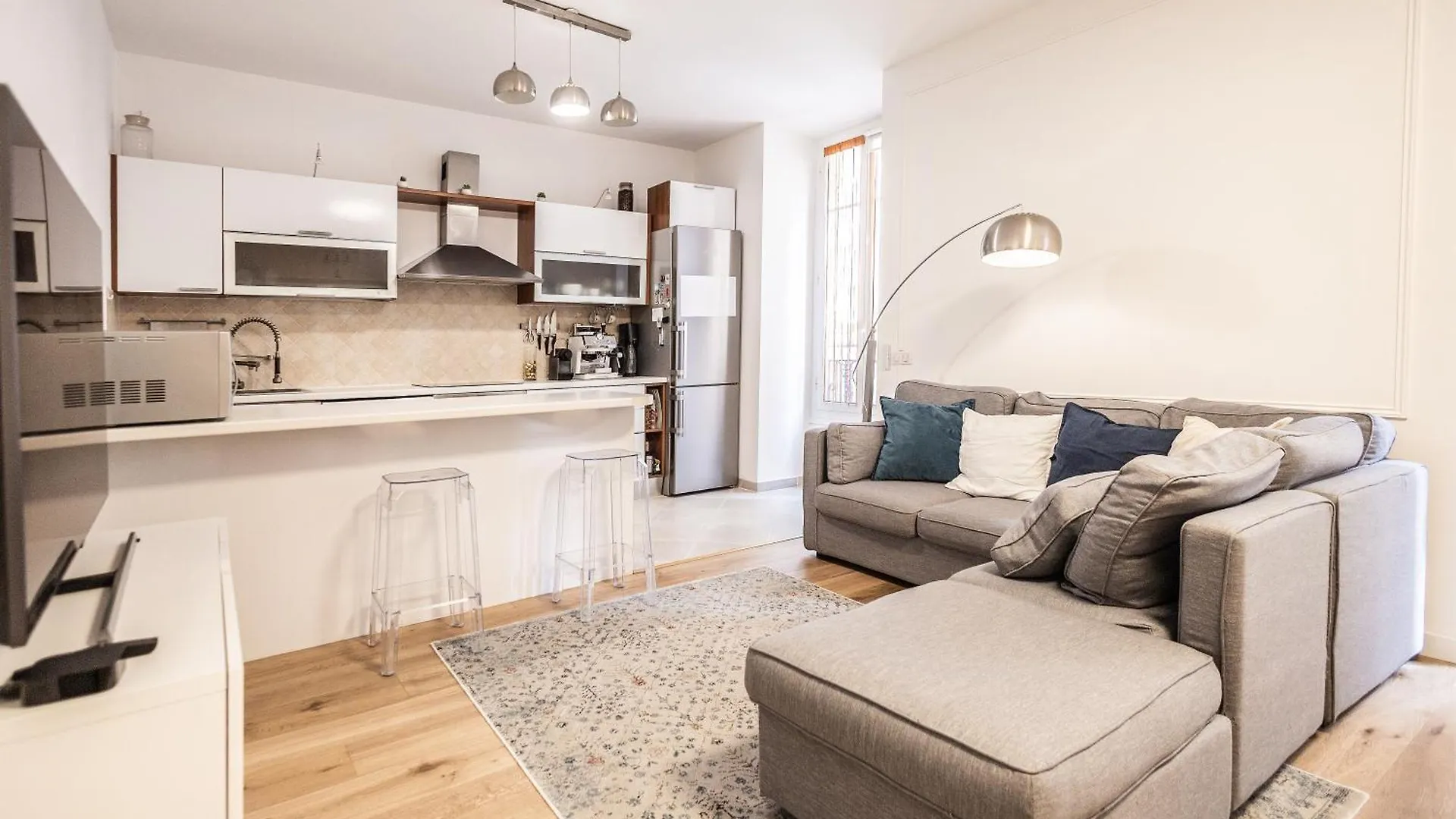 Monaco Prestige, Bnb Rickeys Apartment